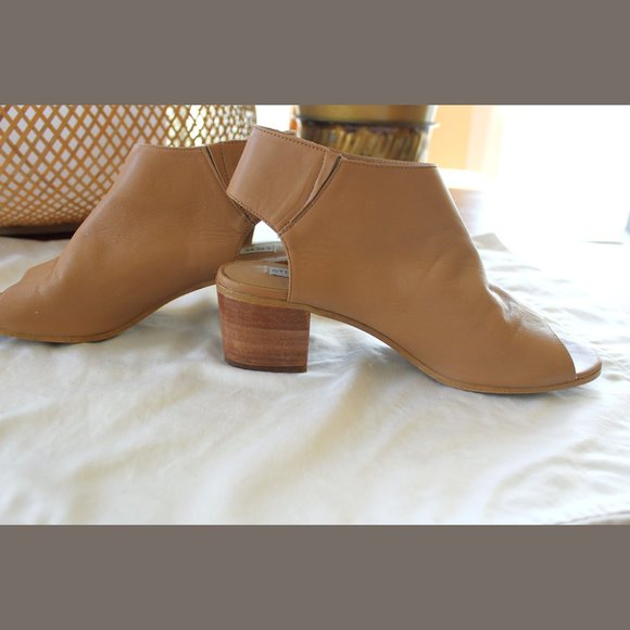 Steve Madden Leather Summer Sling Sandal 9.5 - Picture 3 of 8